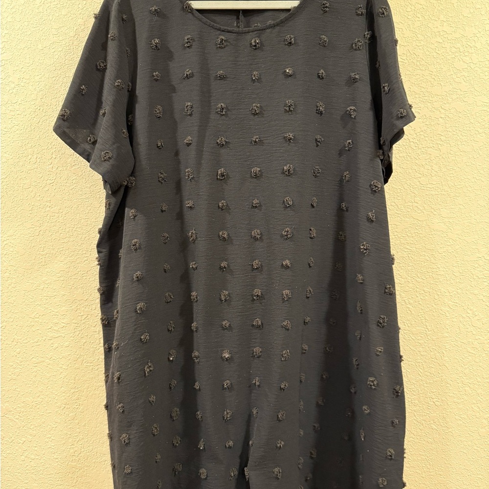 Textured Gray Short Sleeve Top